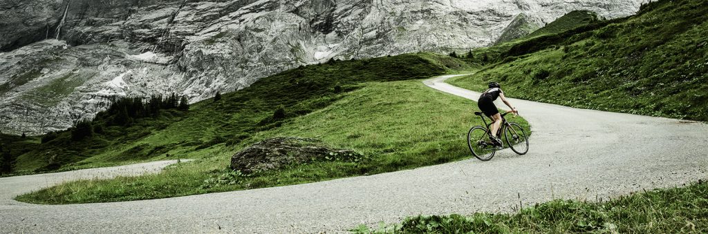 Schweiz. ganz natuerlich.                                        Roadcycling Shooting auf der Grossen Scheidegg. Bikerin: Jennifer Bernard.